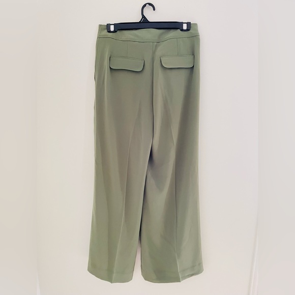Banana Republic Wide-Leg Pants - Picture 3 of 4